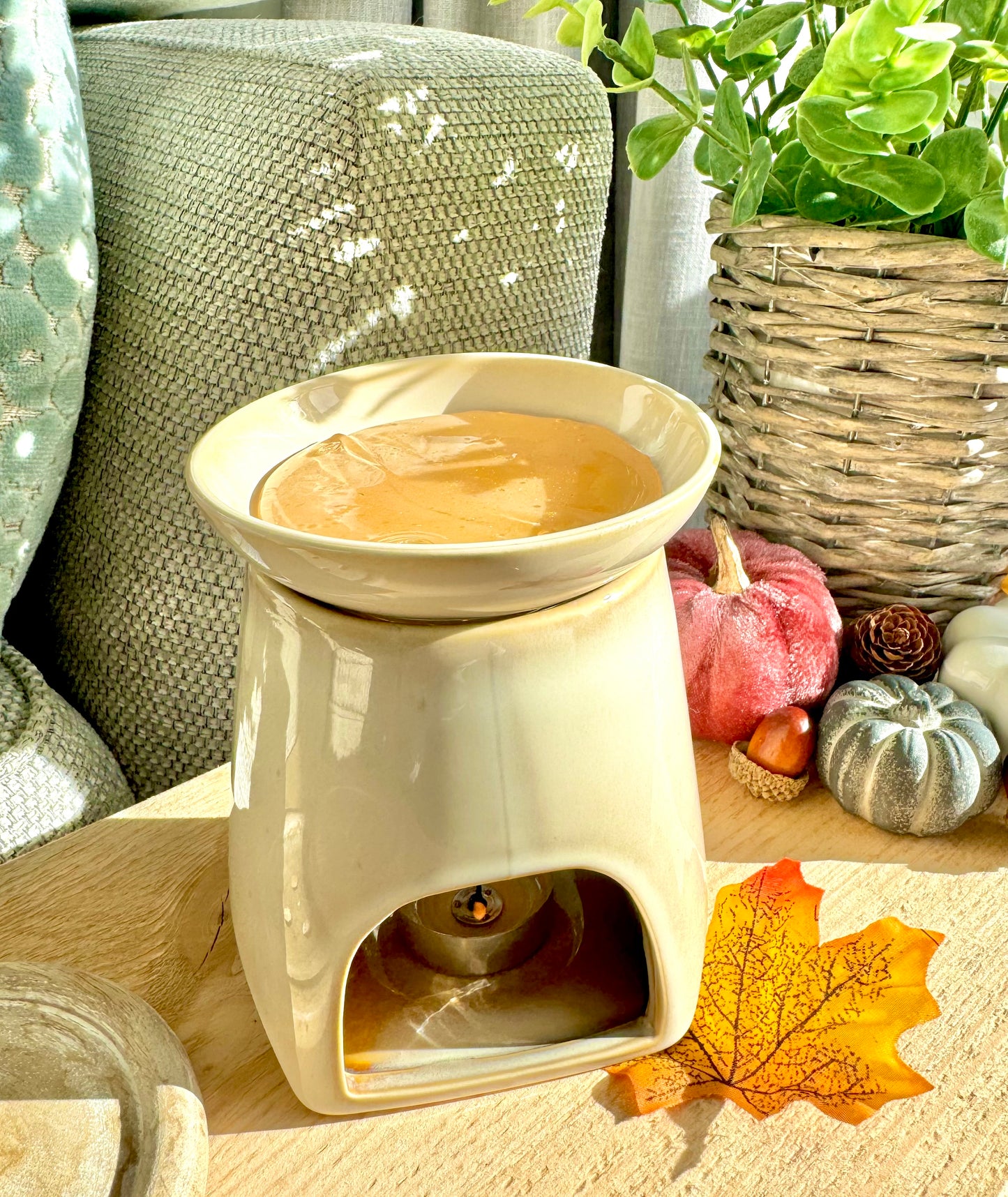 Autumn Gel Wax Burner - comes with 1 FREE GEL WAX MELT!